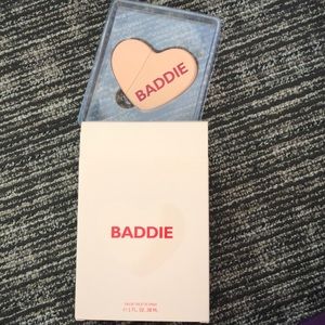 NIB! KKW Kimoji Heart Fragrance Baddie